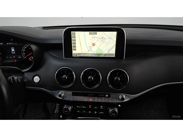 Kia Stinger 3.3 GT TURBO* ОБДУХ* 360* HUD* КАМЕРИ - автомобили, коли, обяви за нови и употребявани 12