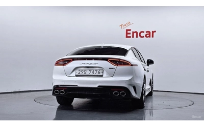 kia-stinger - 3