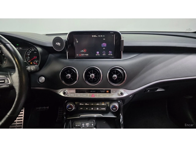 Kia Stinger 3.3 GT TURBO* ОБДУХ* 360* HUD* ПАНОРАМА* - автомобили, коли, обяви за нови и употребявани 13