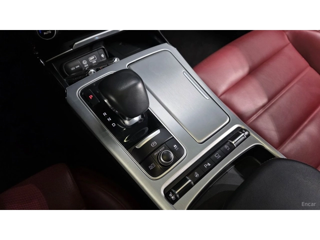 Kia Stinger 3.3 GT TURBO* ОБДУХ* 360* HUD* ПАНОРАМА* - автомобили, коли, обяви за нови и употребявани 8