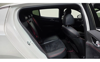 Kia Stinger 3.3 GT Acro Edition* АЛКАНТАРА* HUD* 360 - автомобили, коли, обяви за нови и употребявани 10