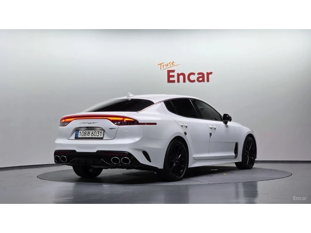 Kia Stinger 3.3 GT Acro Edition* АЛКАНТАРА* HUD* 360 - автомобили, коли, обяви за нови и употребявани 1