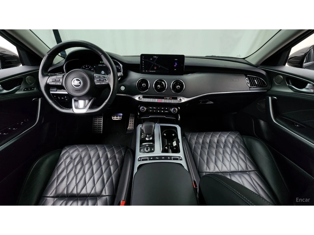 Kia Stinger 2.5 Masters* HUD* КОЖА* ОБДУХВ* НАВИ - автомобили, коли, обяви за нови и употребявани 4