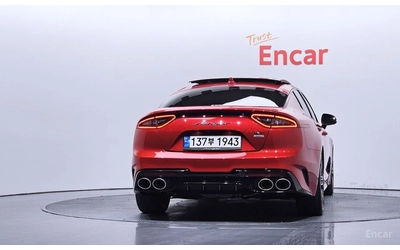 kia-stinger - 3