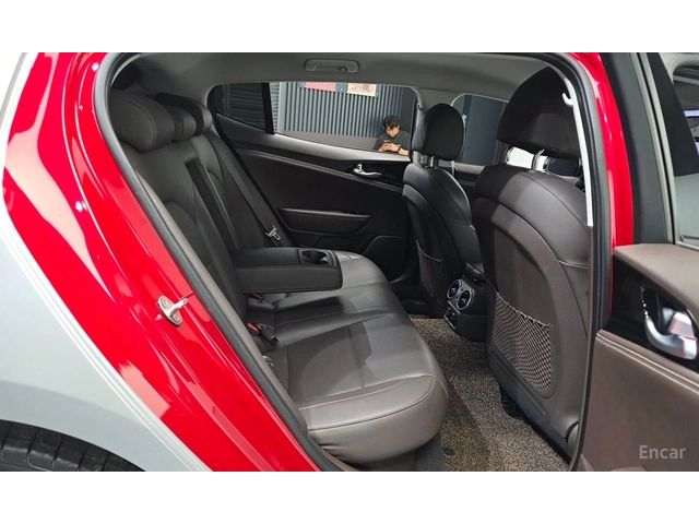 Kia Stinger 3.3* TURBO* AWD* ОБДУХВАНЕ* ХЕДЪП* 360КАМЕРА* - автомобили, коли, обяви за нови и употребявани 14