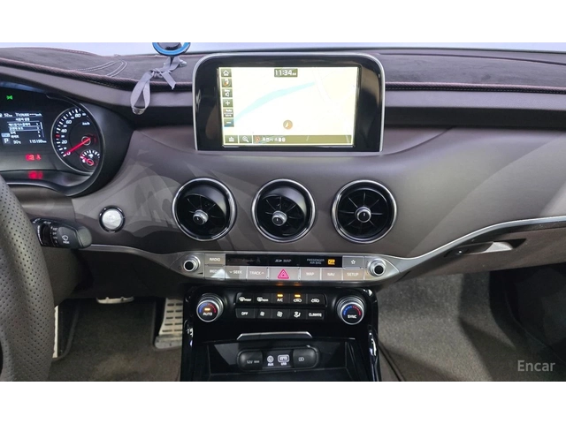 Kia Stinger 3.3* TURBO* AWD* ОБДУХВАНЕ* ХЕДЪП* 360КАМЕРА* - автомобили, коли, обяви за нови и употребявани 8