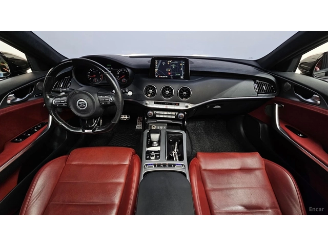 Kia Stinger 3.3 Turbo AWD GT* КОЖА* ОБДУХВ* НАВИ* ПАНО - автомобили, коли, обяви за нови и употребявани 5