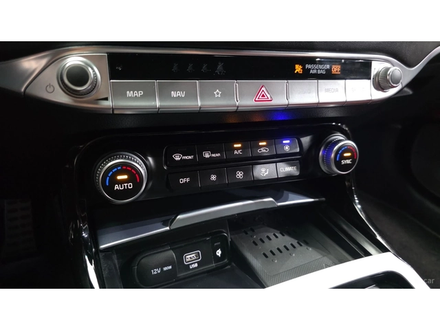 Kia Stinger 3.3 GT AWD Masters Turbo Package - автомобили, коли, обяви за нови и употребявани 14