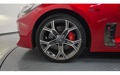 kia-stinger - 4