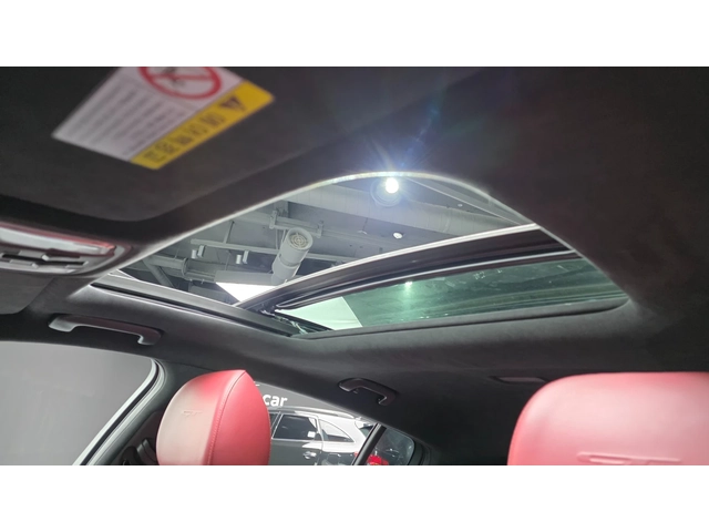 Kia Stinger 3.3* TURBO* GT* ОБДУХВАНЕ* ДИСТРОНИК* ХЕДЪП* 360КА - автомобили, коли, обяви за нови и употребявани 13