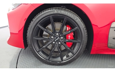 kia-stinger - 4