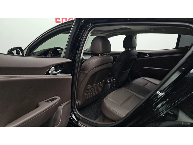 Kia Stinger Prime* 2.0T* ПОДГРЕВ* ОБДУХВАНЕ* КАМЕРА* SUNROOF* - автомобили, коли, обяви за нови и употребявани 10