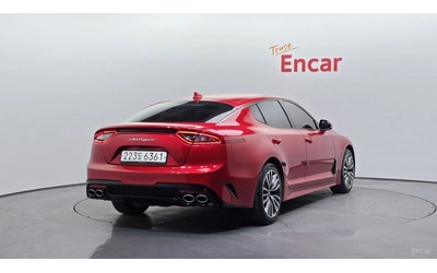 kia-stinger - 1