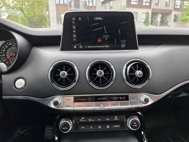 Kia Stinger GT Limited AWD - автомобили, коли, обяви за нови и употребявани 11