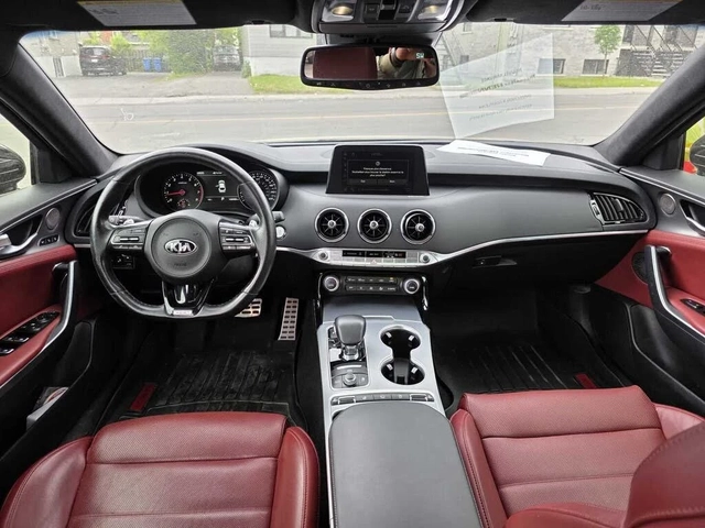 Kia Stinger GT Limited AWD - автомобили, коли, обяви за нови и употребявани 7