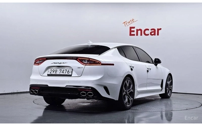kia-stinger - 1