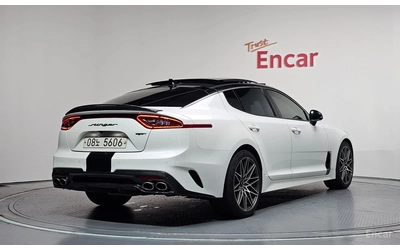 kia-stinger - 1