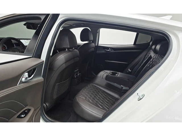 Kia Stinger 2.5* ОБДУХВАНЕ* ДИСТРОНИК* ХЕДЪП* LANE* ASSIST* - автомобили, коли, обяви за нови и употребявани 12