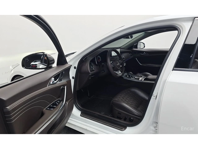 Kia Stinger 2.5* ОБДУХВАНЕ* ДИСТРОНИК* ХЕДЪП* LANE* ASSIST* - автомобили, коли, обяви за нови и употребявани 4