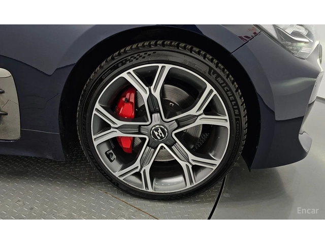 Kia Stinger 3.3* TURBO* GT* AWD* ОБДУХВАНЕ* ХЕДЪП* ДИСТРОНИК* - автомобили, коли, обяви за нови и употребявани 4