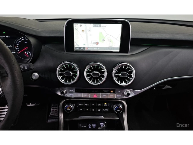 Kia Stinger 3.3* TURBO* GT* AWD* ОБДУХВАНЕ* ХЕДЪП* ДИСТРОНИК* - автомобили, коли, обяви за нови и употребявани 8