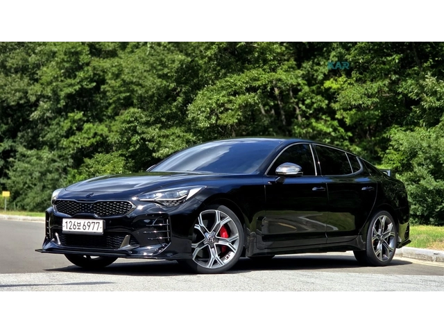 Kia Stinger 3.3 Turbo 2WD GT* КОЖА* ОБДУХВ* НАВИ - автомобили, коли, обяви за нови и употребявани 2