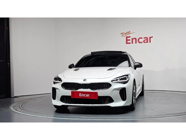 Kia Stinger 3.3 Turbo - автомобили, коли, обяви за нови и употребявани 2