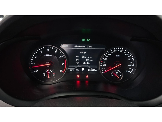 Kia Stinger 3.3 Turbo - автомобили, коли, обяви за нови и употребявани 7
