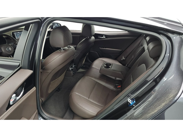 Kia Stinger 2.2 Diesel 2WD - автомобили, коли, обяви за нови и употребявани 12