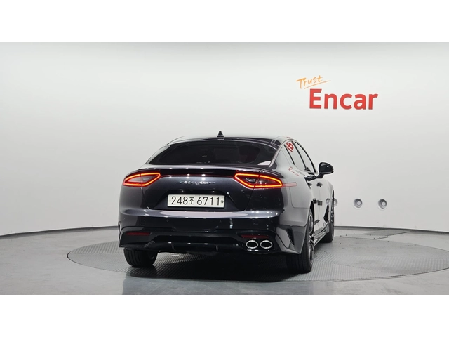Kia Stinger 2.2 Diesel 2WD - автомобили, коли, обяви за нови и употребявани 3