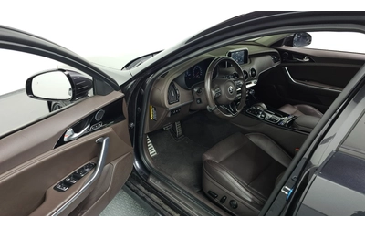 kia-stinger - 4