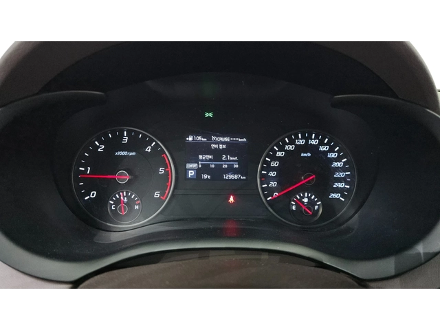 Kia Stinger 2.2 Diesel 2WD - автомобили, коли, обяви за нови и употребявани 7