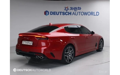 kia-stinger - 1