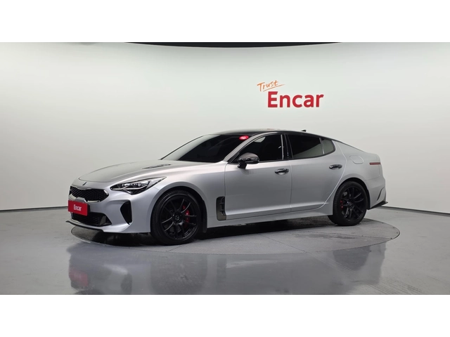 Kia Stinger 3.3 Turbo AWD GT - автомобили, коли, обяви за нови и употребявани 0