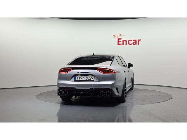 Kia Stinger 3.3 Turbo AWD GT - автомобили, коли, обяви за нови и употребявани 3
