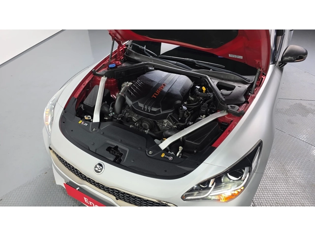 Kia Stinger 3.3 Turbo AWD GT - автомобили, коли, обяви за нови и употребявани 5