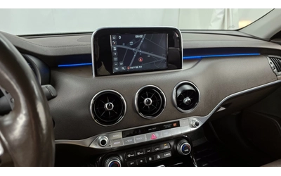 Kia Stinger 2.0 Turbo AWD - автомобили, коли, обяви за нови и употребявани 8