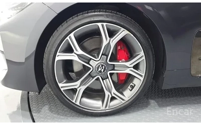 kia-stinger - 1