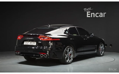 kia-stinger - 1