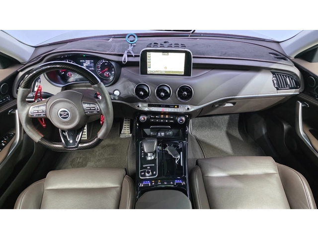 Kia Stinger 3.3 Turbo AWD GT - автомобили, коли, обяви за нови и употребявани 6