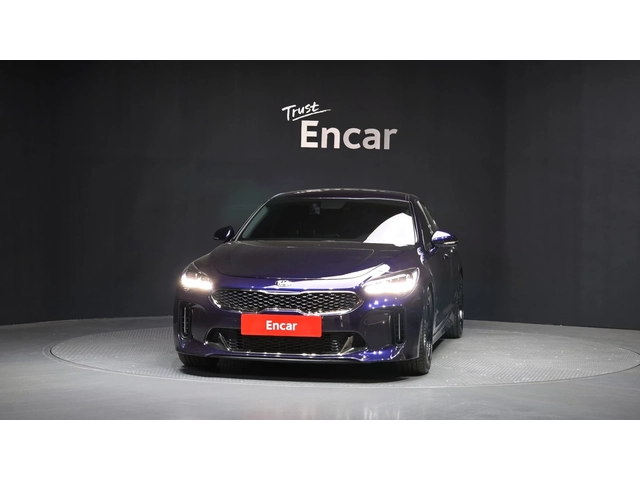 Kia Stinger 2.0 Turbo AWD - автомобили, коли, обяви за нови и употребявани 2