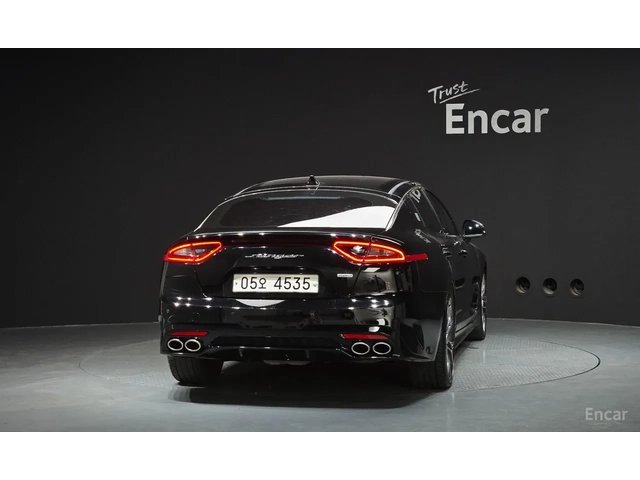 Kia Stinger 2.0 Turbo AWD Platinum - автомобили, коли, обяви за нови и употребявани 3