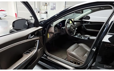 Kia Stinger 2.0 Turbo AWD Platinum - автомобили, коли, обяви за нови и употребявани 9