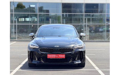 kia-stinger - 1
