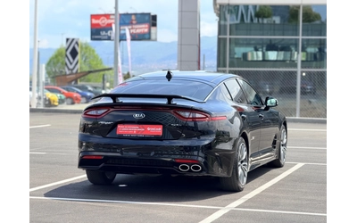 kia-stinger - 5