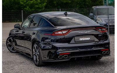 kia-stinger - 5