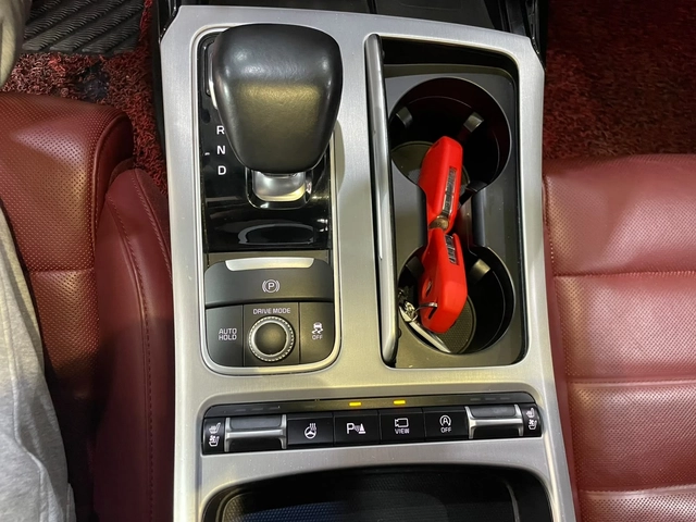 Kia Stinger 3.3 Turbo AWD ! GT ! - автомобили, коли, обяви за нови и употребявани 15