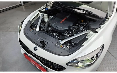 kia-stinger - 3