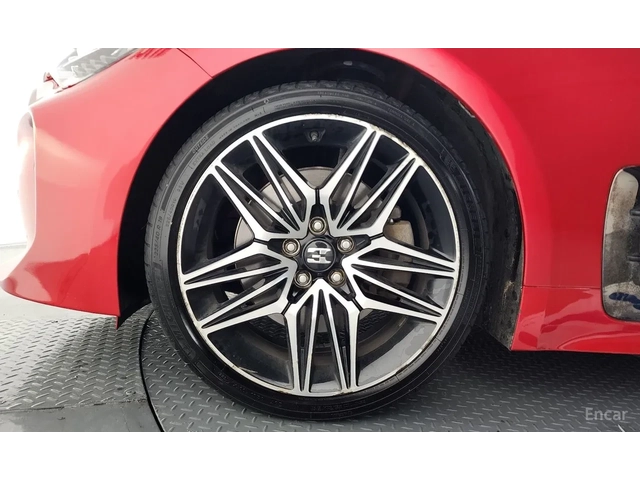 Kia Stinger 3.3 GT AWD | ОБДУХ | DISTRONIC | ШИБЕДАХ - автомобили, коли, обяви за нови и употребявани 4