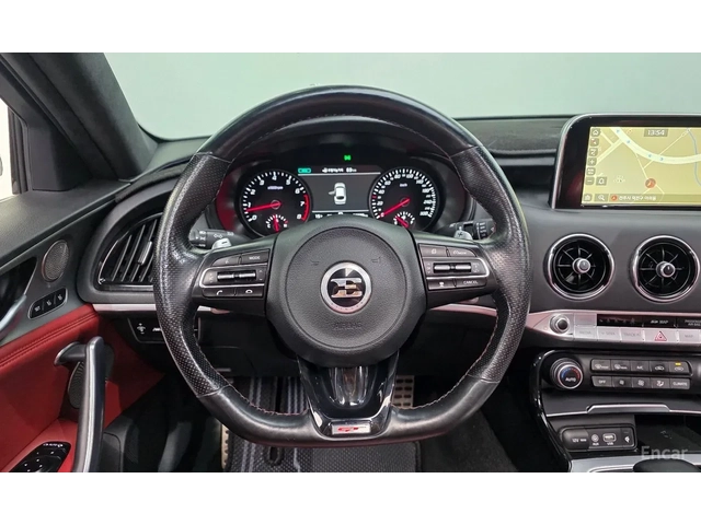 Kia Stinger GT-Line AWD - автомобили, коли, обяви за нови и употребявани 11